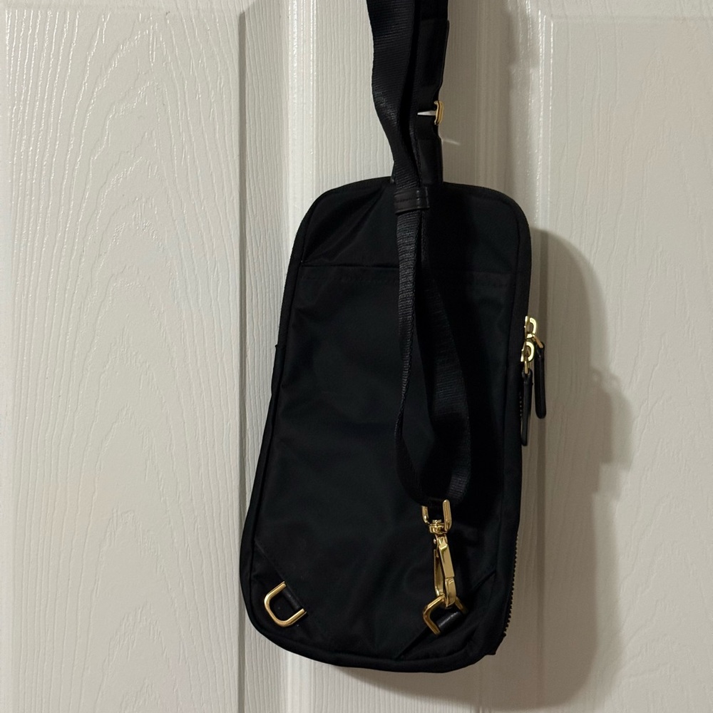 Tumi Black Belt Bag with Gold Accents - Picture 3 of 3